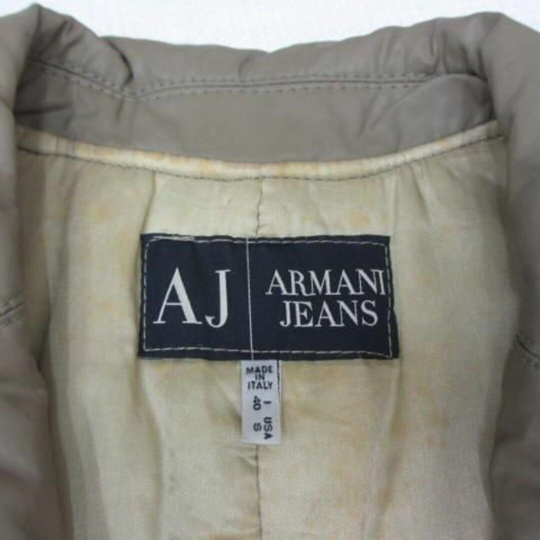 ARMANI JEANS(アルマーニジーンズ)のARMANI JEANS中綿イタリア製  カーキ コーティング地 レインコート レディースのジャケット/アウター(その他)の商品写真