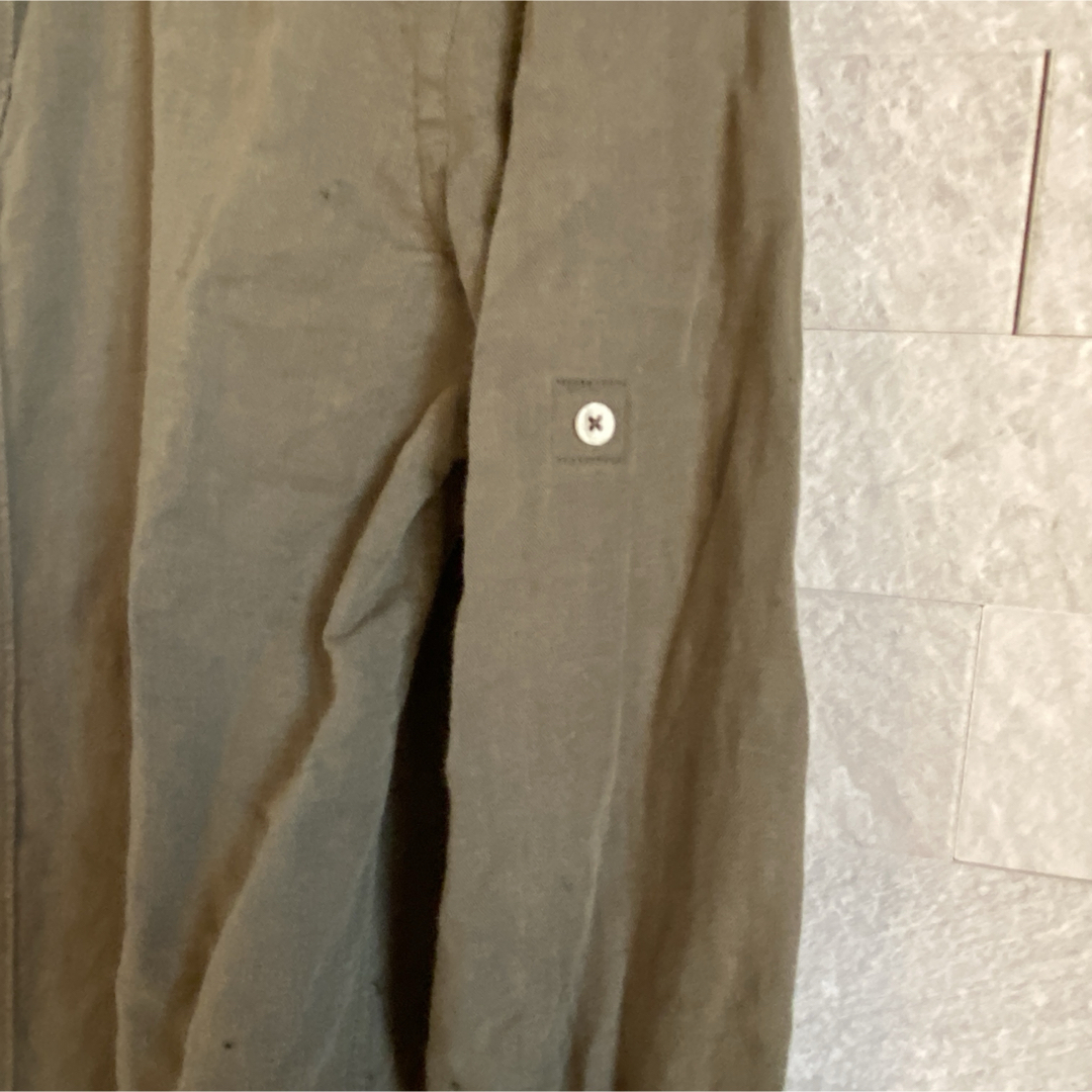 ZARA(ザラ)のZARA メンズシャツ　ブラウス　カーキー　袖ロールアップ メンズのトップス(シャツ)の商品写真