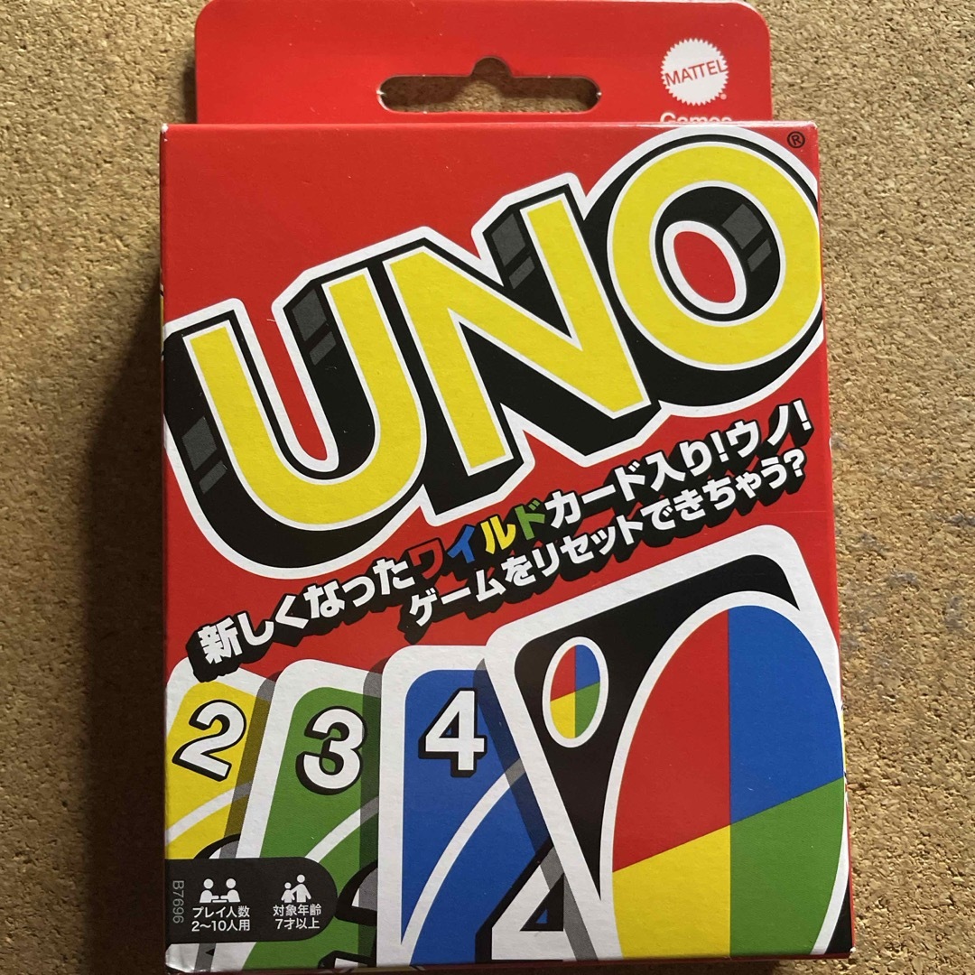 UNO  ウノ　カードゲーム　新品 エンタメ/ホビーのテーブルゲーム/ホビー(トランプ/UNO)の商品写真