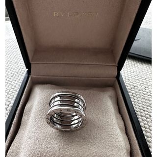 ブルガリ(BVLGARI)のBVLGARI リング　ビーゼロワン　WG 美品(リング(指輪))