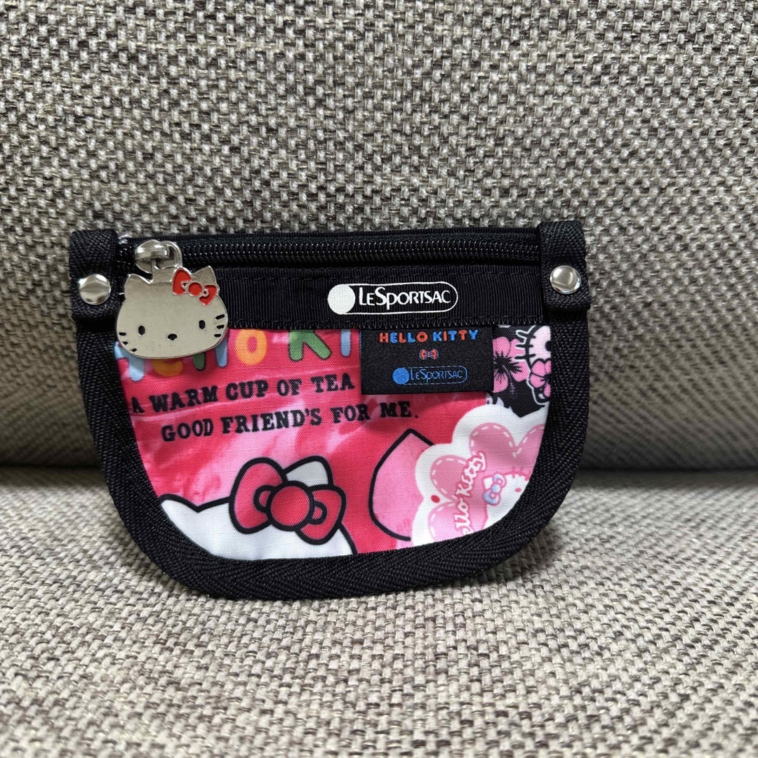 LeSportsac(レスポートサック)のレスポートサック  ハローキティ キーコインポーチ パス 小銭入れ メンズのファッション小物(コインケース/小銭入れ)の商品写真