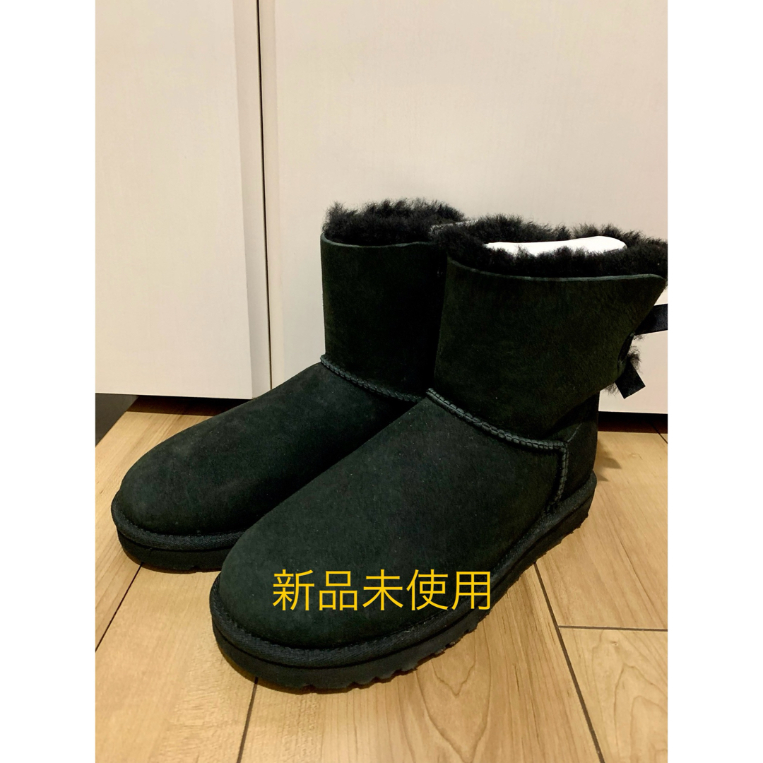 UGG(アグ)の新品未使用　uggムートンブーツ 24センチ レディースの靴/シューズ(ブーツ)の商品写真