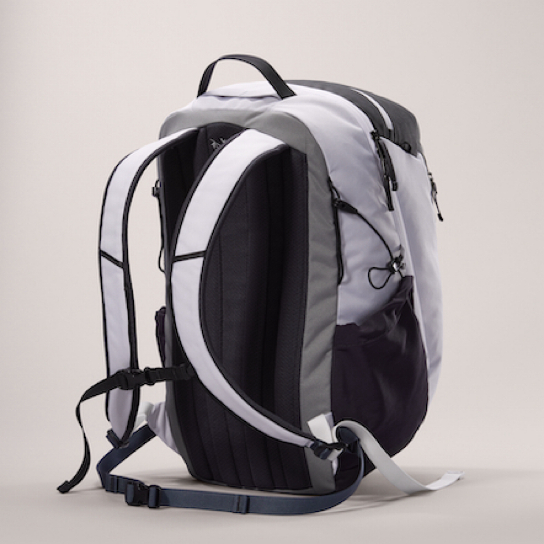 ARC'TERYX(アークテリクス)のBEAMS ARC'TERYX Mantis 26L Backpack メンズのバッグ(バッグパック/リュック)の商品写真