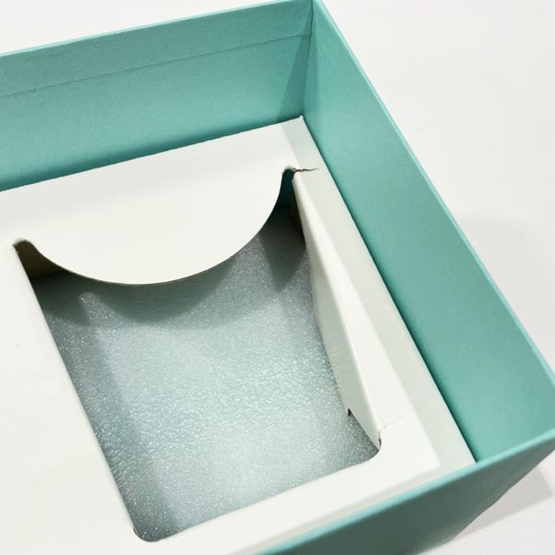 Tiffany & Co.(ティファニー)のTIFFANY&Co. 5THアベニュー ボーンチャイナ ニューヨーク 210ml ペア 陶器 マグカップ キッズ/ベビー/マタニティの授乳/お食事用品(マグカップ)の商品写真