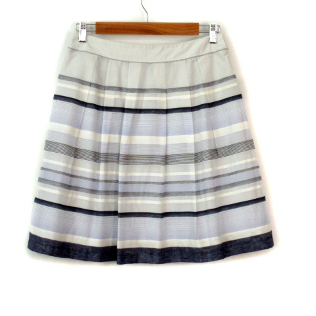自由区(ジユウク)の自由区 オンワード樫山 スカート フレア ボーダー タック 40 グレー レディースのスカート(ひざ丈スカート)の商品写真