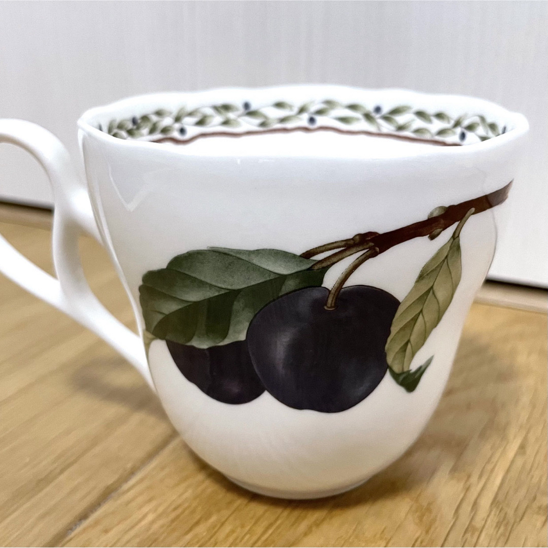 Noritake(ノリタケ)のノリタケ　ロイヤルオーチャード　 マグカップ   インテリア/住まい/日用品のキッチン/食器(食器)の商品写真