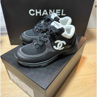 シャネル(CHANEL)の美品！シャネル スニーカー 36 黒 箱付き付属品全てあり(スニーカー)