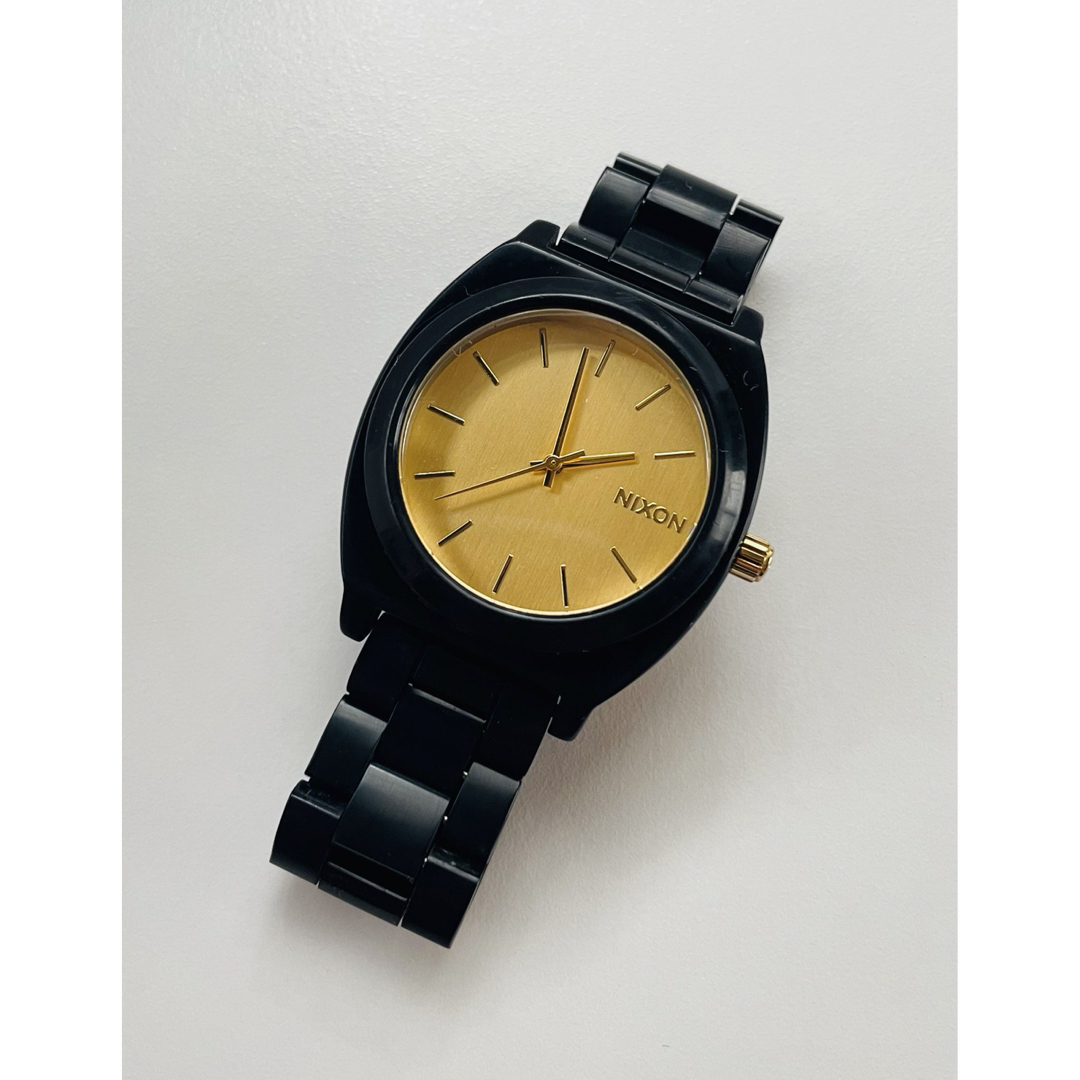 NIXON(ニクソン)の【電池新品の美品】NIXONのTIME TELLER  ブラック×ゴールド② レディースのファッション小物(腕時計)の商品写真