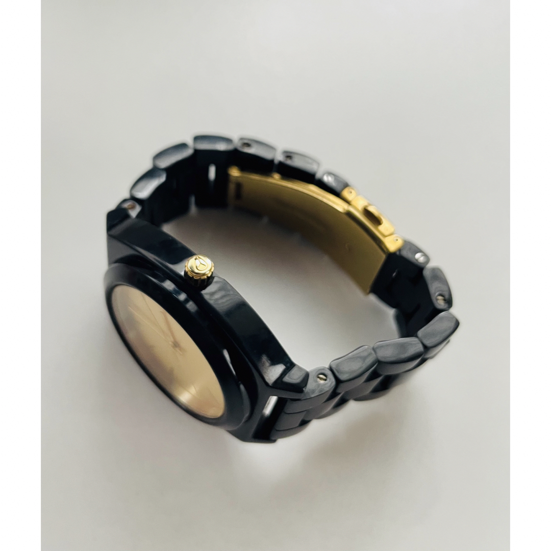 NIXON(ニクソン)の【電池新品の美品】NIXONのTIME TELLER  ブラック×ゴールド② レディースのファッション小物(腕時計)の商品写真