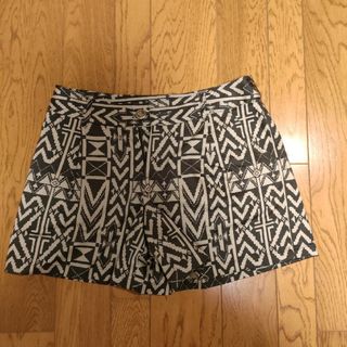 コムサイズム(COMME CA ISM)のホットパンツ（美品）(ショートパンツ)