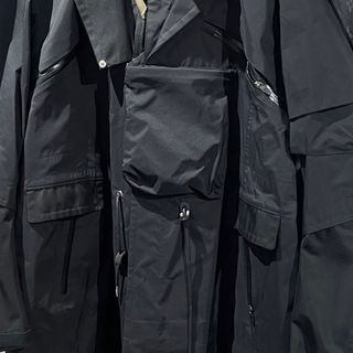 サカイ(sacai)のNemo様専用acronym × SACAI TRENCH COAT」(トレンチコート)