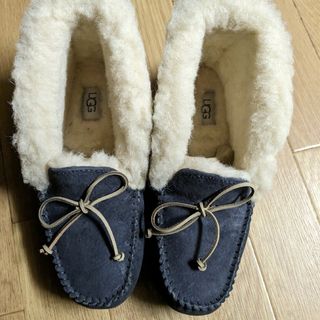 アグ(UGG)のUGG(スリッポン/モカシン)