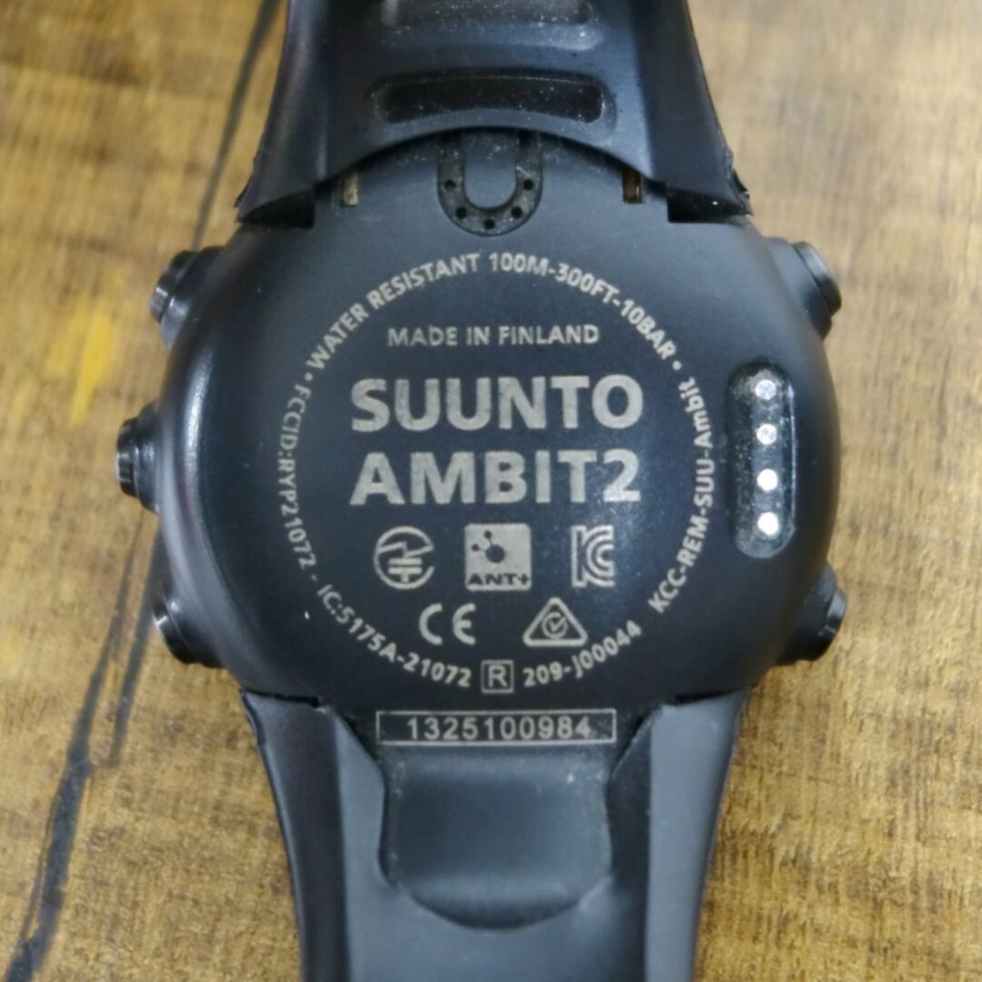 SUUNTO(スント)のスント SUUNTO AMBIT2 アンビット2 腕時計 GPS 高度計 気圧計 温度計 コンパス デジタル アウトドア スポーツ/アウトドアのアウトドア(登山用品)の商品写真