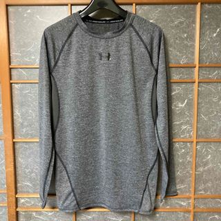 アンダーアーマー(UNDER ARMOUR)のUNDER ARMOUR メンズ長袖シャツインナー(トレーニング用品)