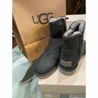 アグ(UGG)の【専用】お譲り先決定(ブーツ)