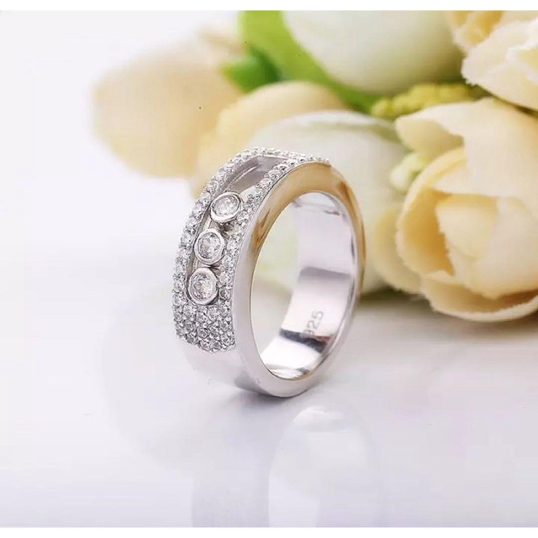 シルバーリング　指輪　ダイヤ　シルバー　清楚　綺麗　ファッション　アクセサリー