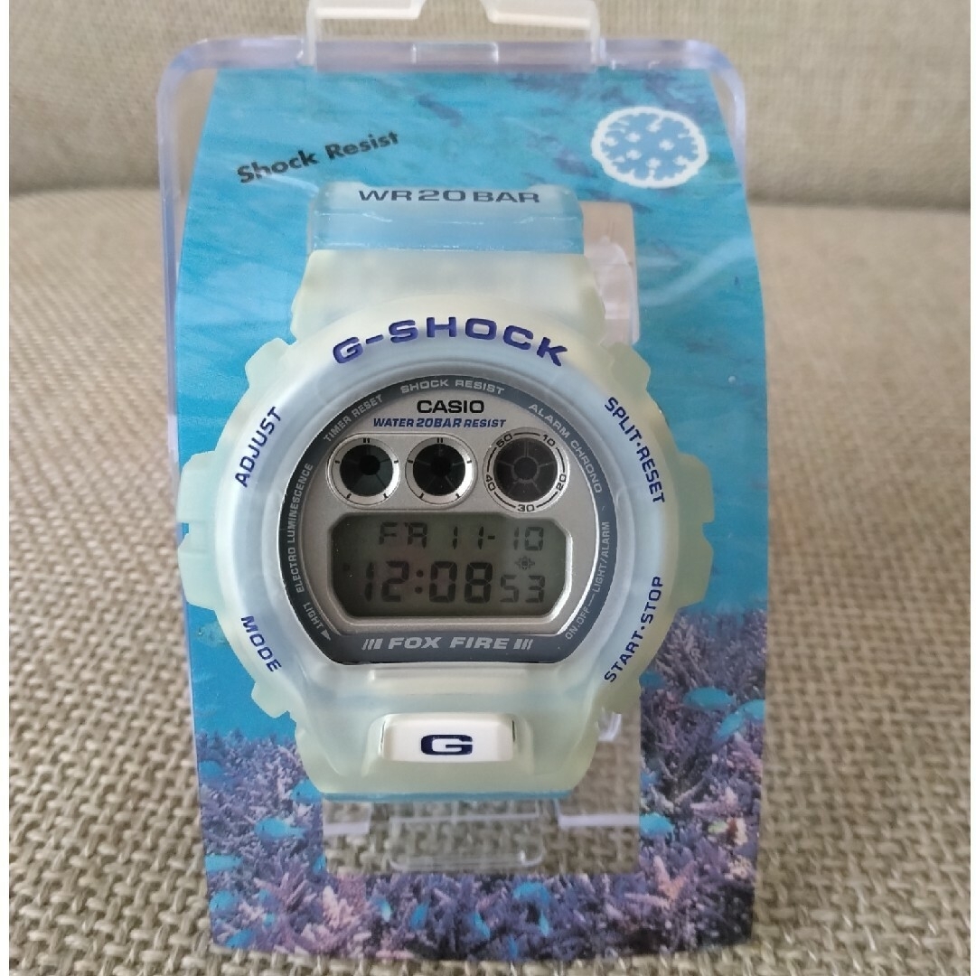 G-SHOCK(ジーショック)のG-SHOCK W.C.C.S. DW-6900WC-2AT ユーフィリアブルー メンズの時計(腕時計(デジタル))の商品写真