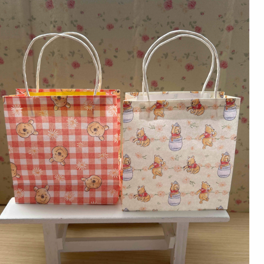 ミニ紙袋　ハンドメイド　ぷーさん ハンドメイドの文具/ステーショナリー(カード/レター/ラッピング)の商品写真