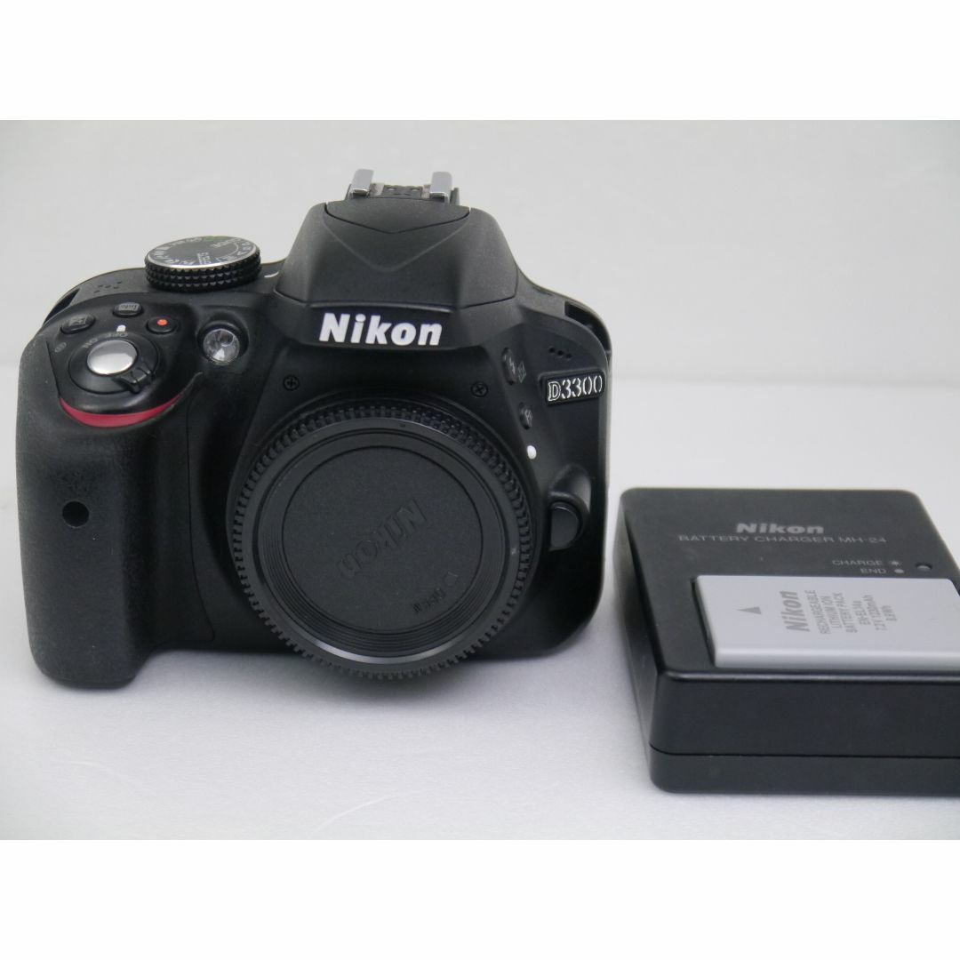 Nikon  D3300 ボディ 美品 スピード発送 スマホ/家電/カメラのカメラ(デジタル一眼)の商品写真