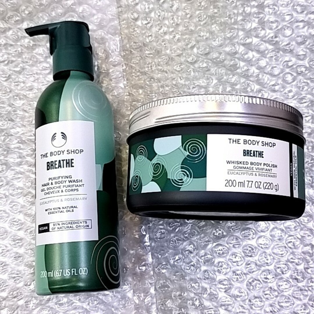 THE BODY SHOP(ザボディショップ)のザボディショップ　ヘア＆ボディシャンプー&ボディスクラブ　2点セット コスメ/美容のボディケア(ボディソープ/石鹸)の商品写真