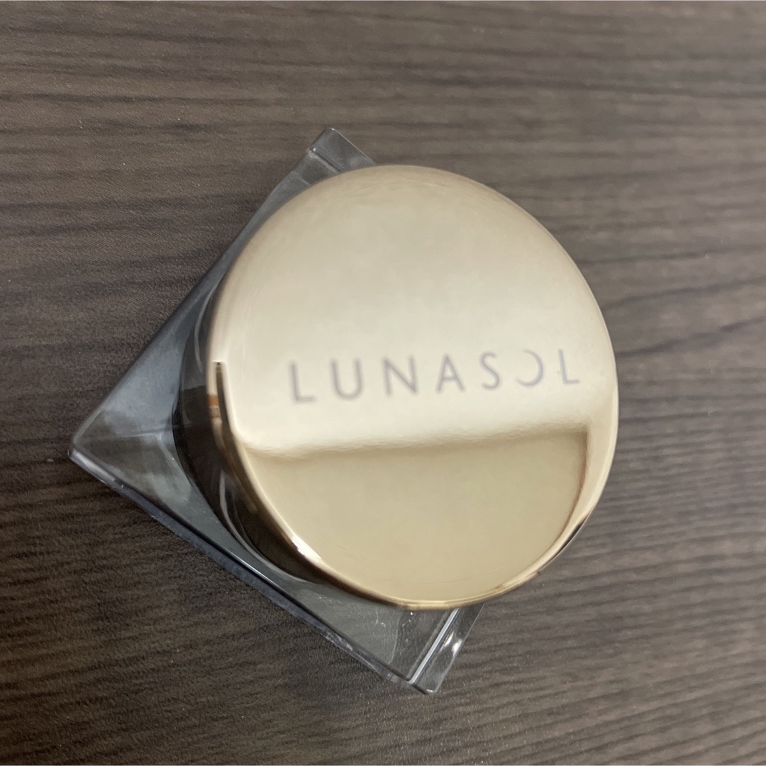 LUNASOL(ルナソル)のLUNASOL アイシャドウ コスメ/美容のベースメイク/化粧品(アイシャドウ)の商品写真