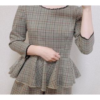 evelyn - 完売品 evelyn セットアップ ハートビジューの通販｜ラクマ