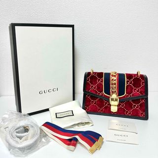 グッチ(Gucci)の【GUCCI クリスマス　箱　バッグ】(ショルダーバッグ)