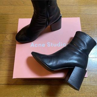 アクネストゥディオズ(Acne Studios)のacne studios ショートブーツ(ブーツ)