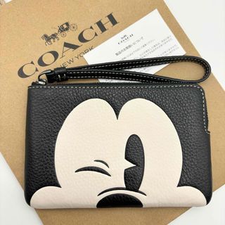 コーチ(COACH)の【DISNEY X COACH☆新品】ポーチ！リストレット！ウィンク ミッキー(ポーチ)