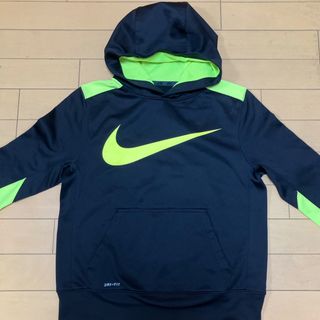 ナイキ(NIKE)の145ナイキ　トレーナー　パーカー(Tシャツ/カットソー)