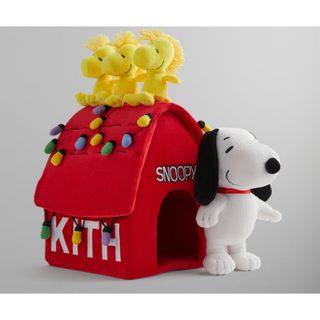 KITH - Kith for Peanuts Snoopy Doghouse Plush