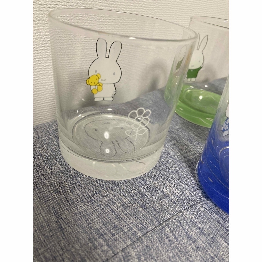 miffy(ミッフィー)の新品　ミッフィー　グラスセット　缶入り インテリア/住まい/日用品のキッチン/食器(グラス/カップ)の商品写真