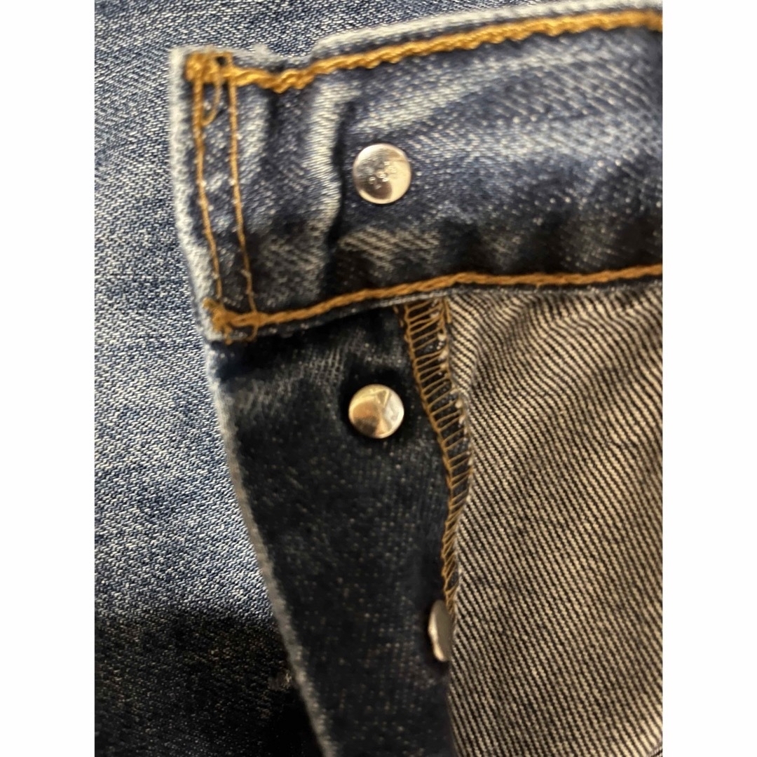 Levi's(リーバイス)の古着『Levi’s   501』 UKダメージパンツ299刻印ジーンズ レディースのパンツ(デニム/ジーンズ)の商品写真