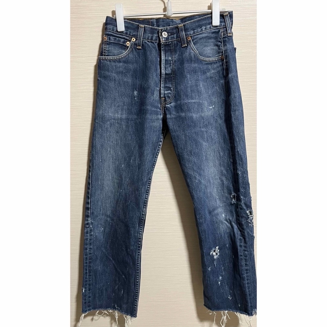 Levi's(リーバイス)の古着『Levi’s   501』 UKダメージパンツ299刻印ジーンズ レディースのパンツ(デニム/ジーンズ)の商品写真