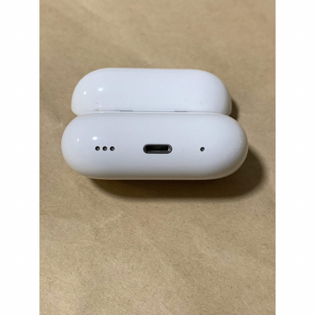 売り半額 AirPods Pro 第2世代 充電器ケース MQD83J/A A2700_4 | www