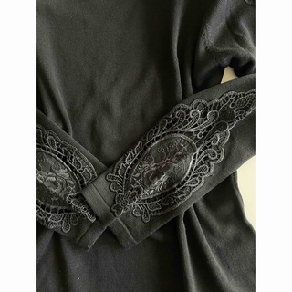 新品未使用品！ 刺繍がとても美しい黒色セーター LLサイズ (ニット/セーター)