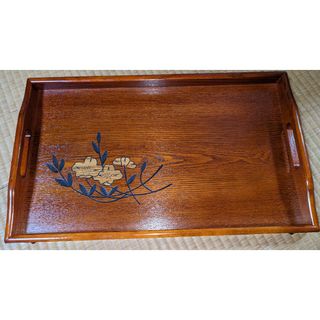 【未使用品】木製漆器　彫花・花野長手盆（金具付）天然木(テーブル用品)