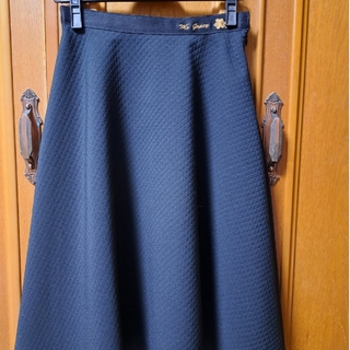 エムズグレイシー(M'S GRACY)の2023年　エムズグレイシー　キルティング風スカート半額以下　一度着用　黒38(ひざ丈スカート)