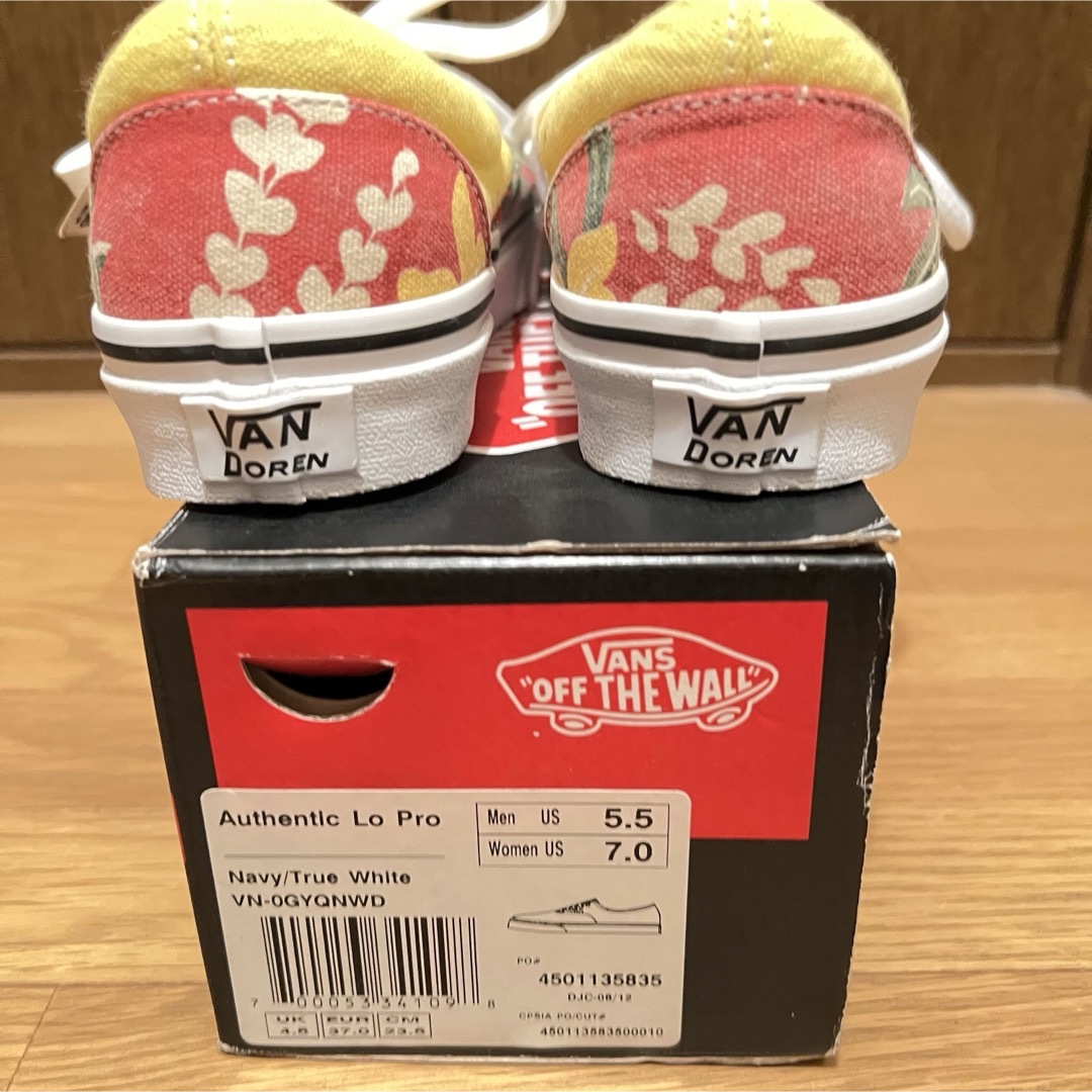 VANS(ヴァンズ)の[VANSレアモデル] Van Doren Hawaiian/red  レディースの靴/シューズ(スニーカー)の商品写真