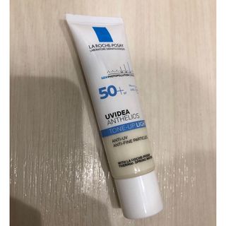 ラロッシュポゼ(LA ROCHE-POSAY)の訳あり　ラロッシュポゼ　パールホワイト　UVイデア　プロテクショントーンアップ(化粧下地)