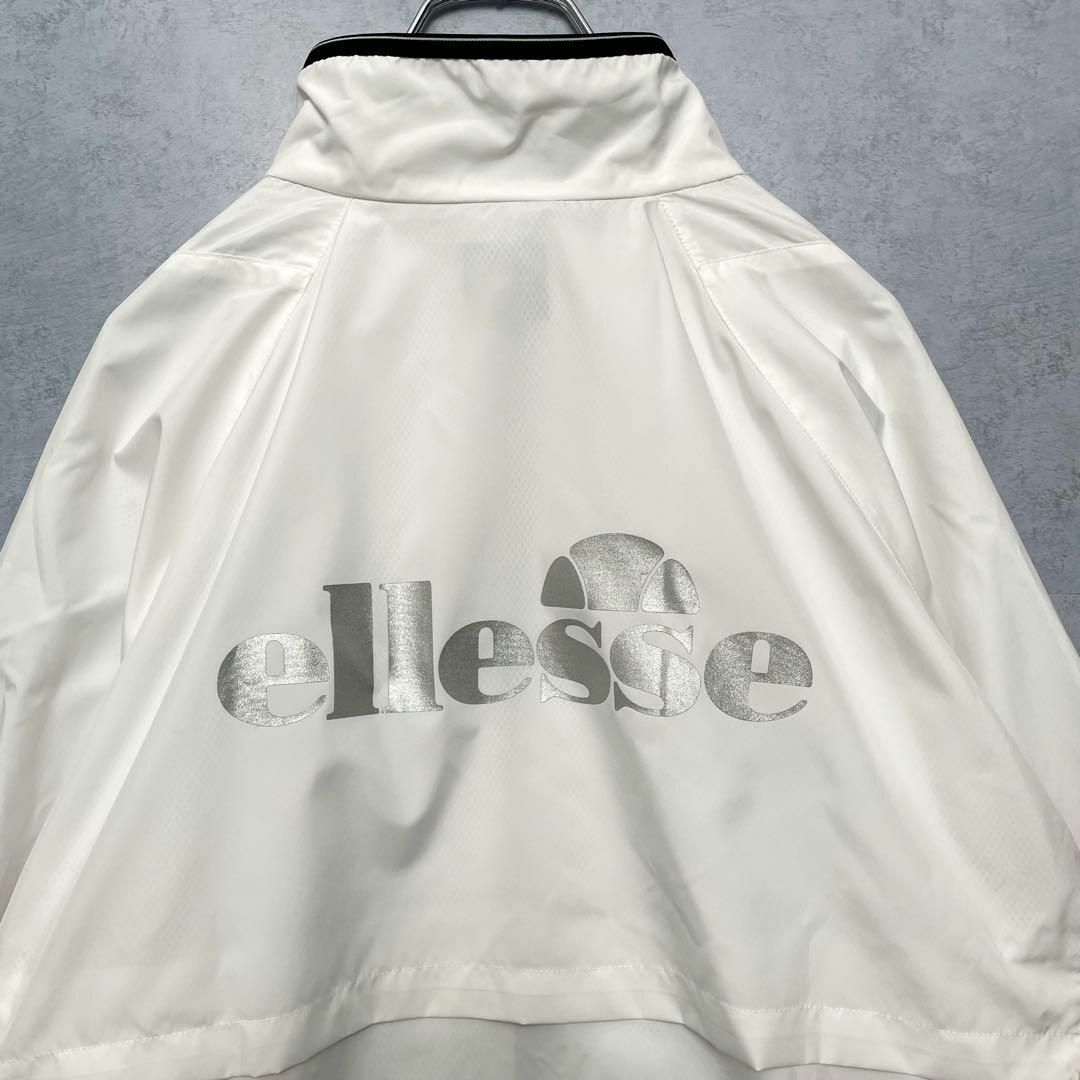 ellesse(エレッセ)のタグ付  エレッセ　ellesse　ジップアップ　ナイロンジャケット　白　M メンズのジャケット/アウター(ナイロンジャケット)の商品写真