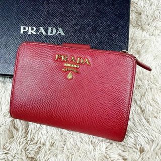 PRADA - 【美品】プラダ 二つ折り財布 レッド ゴールドロゴ