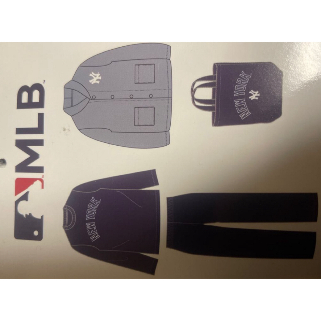 MLB(メジャーリーグベースボール)のMLB ニューヨークヤンキース　ジャケット　tシャツ パンツ　バッグ　新品未使用 メンズのジャケット/アウター(その他)の商品写真