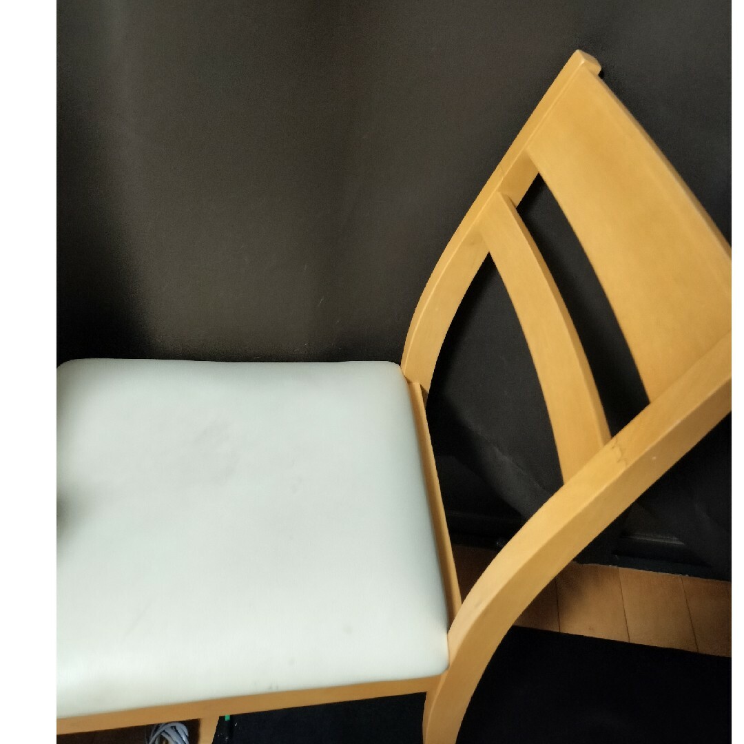 椅子 インテリア/住まい/日用品の椅子/チェア(スツール)の商品写真