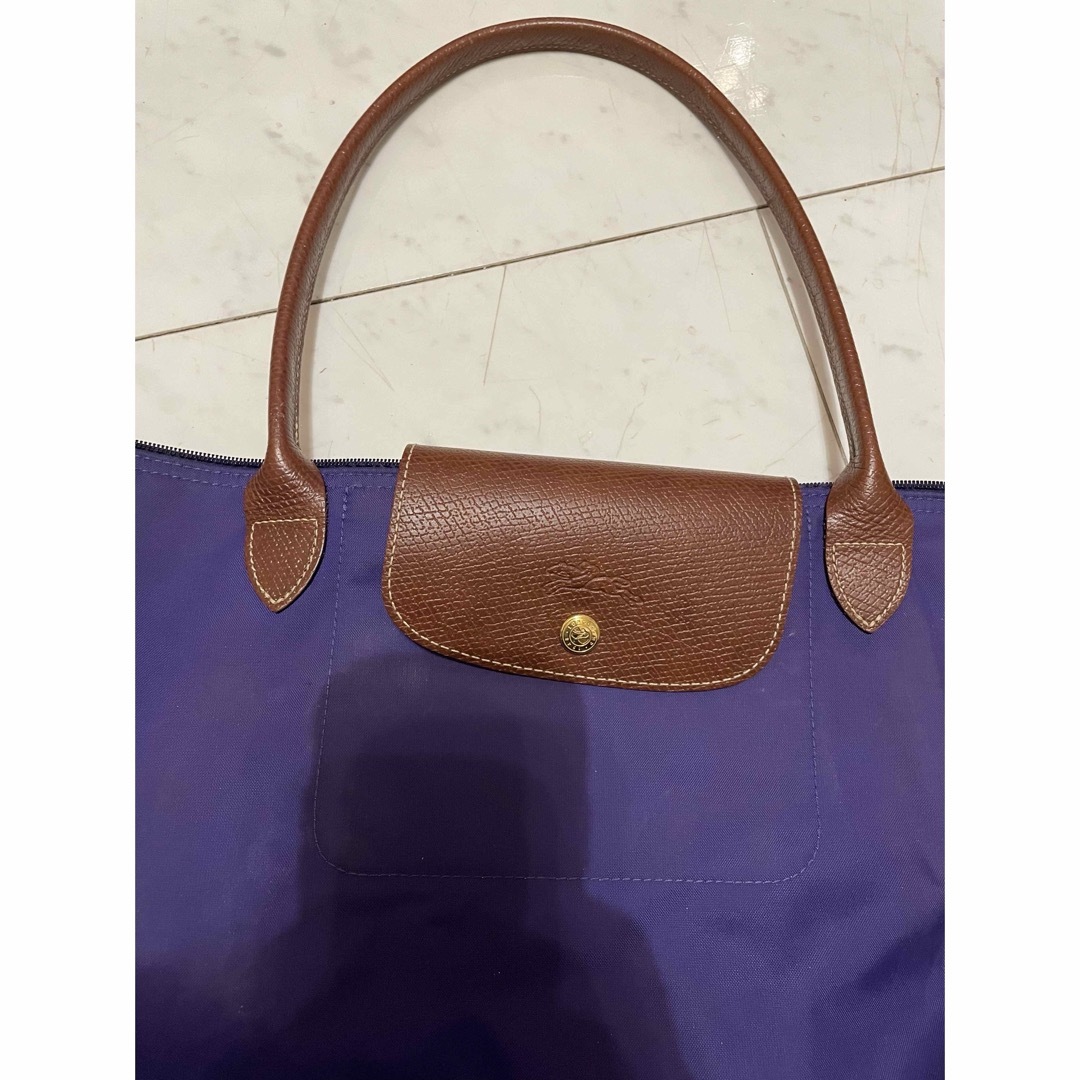 LONGCHAMP(ロンシャン)のロンシャンビニールトート バイオレット 難あり レディースのバッグ(トートバッグ)の商品写真