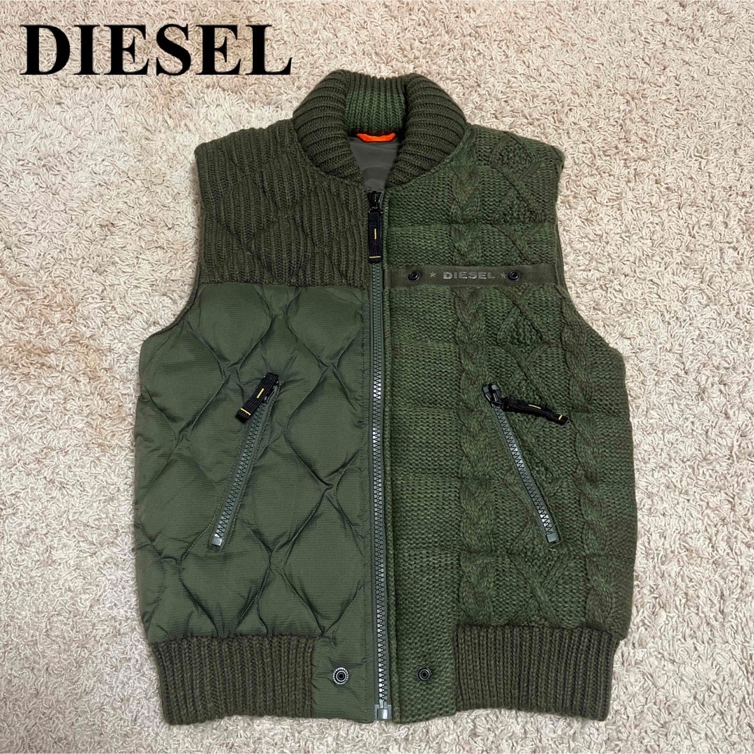 DIESEL(ディーゼル)の【美品】ディーゼル　DIESEL ダウンベスト　ニット切り替え　カーキ　XS メンズのジャケット/アウター(ダウンベスト)の商品写真