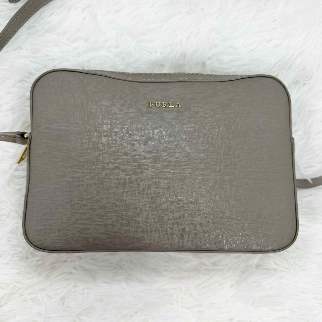 Furla(フルラ)の極美品✨FURLA フルラ　リリー　レザーショルダーバッグ レディースのバッグ(ショルダーバッグ)の商品写真