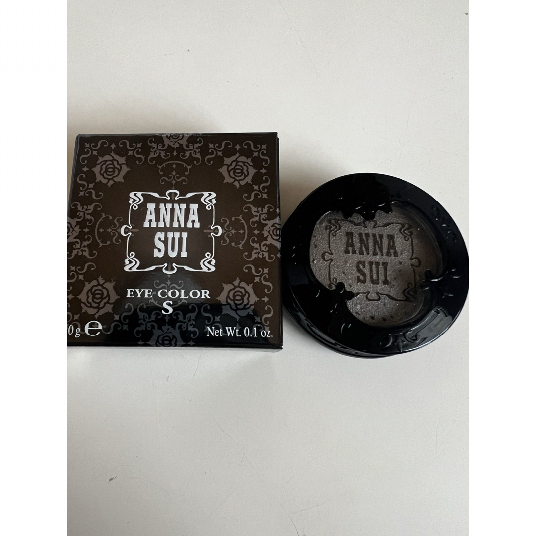 ANNA SUI(アナスイ)の定価¥2750●新品未使用●ANNA SUI アイカラー S03 アイシャドウ コスメ/美容のベースメイク/化粧品(アイシャドウ)の商品写真