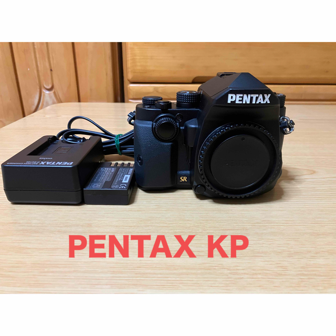 【美品】PENTAX KP ボディ ショット数僅少703g液晶モニターサイズ