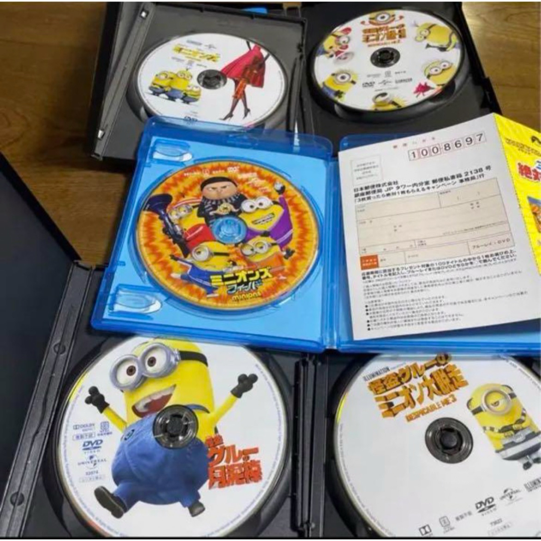 ミニオンズのDVD❤️セットです。 エンタメ/ホビーのDVD/ブルーレイ(アニメ)の商品写真